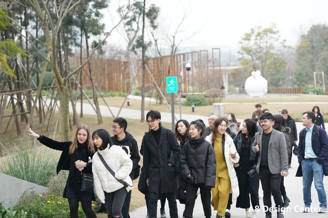 A8 X 骏地 X 麻省理工 | “成都城市调研”麓湖游学项目开营仪式回顾